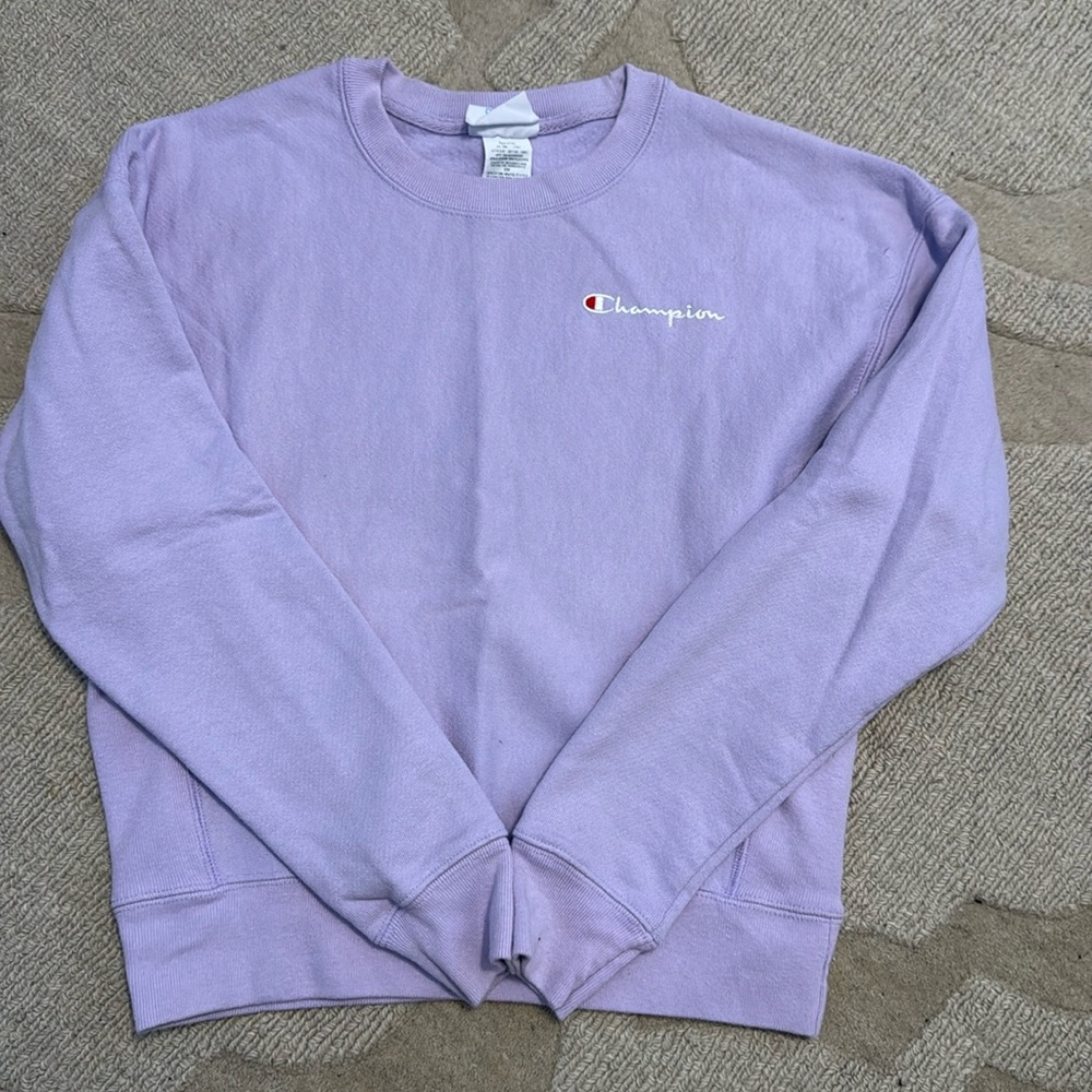 Small champion lilac purple sweatshirt